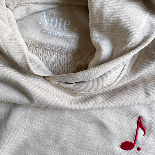 Sweat à capuche beige brodé rouge – Note.Paris